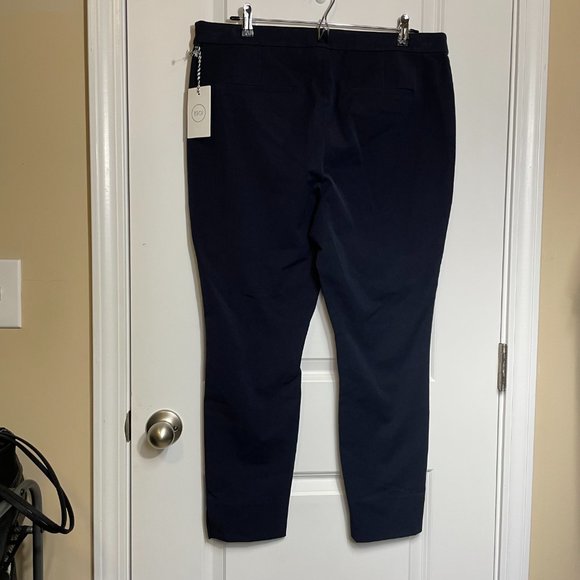 1901 Nordstrom Navy Side Zip Tapered Cropped Leg Pants - Picture 6 of 6